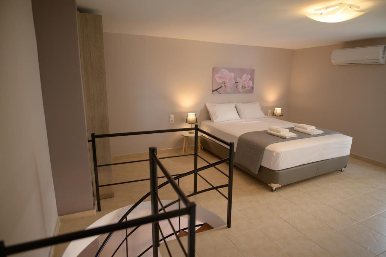 Amaryllis Maison Emporiou Apartment *